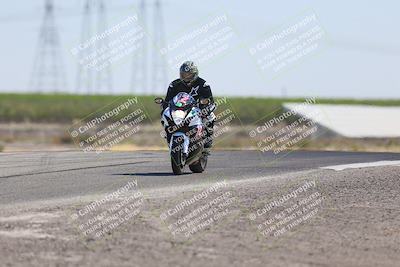 media/Sep-07-2025-Pacific Track Time (Sun) [[a6322260b9]]/C Group/Wheelie Bump/